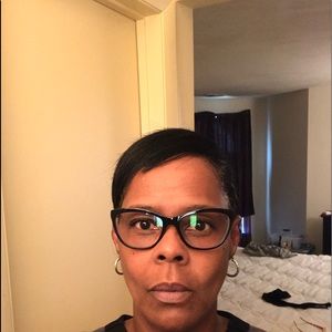 Meet your Posher, Trevia